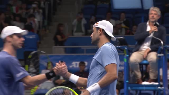 Tokyo - Berrettini attend Fritz... ou Fils !