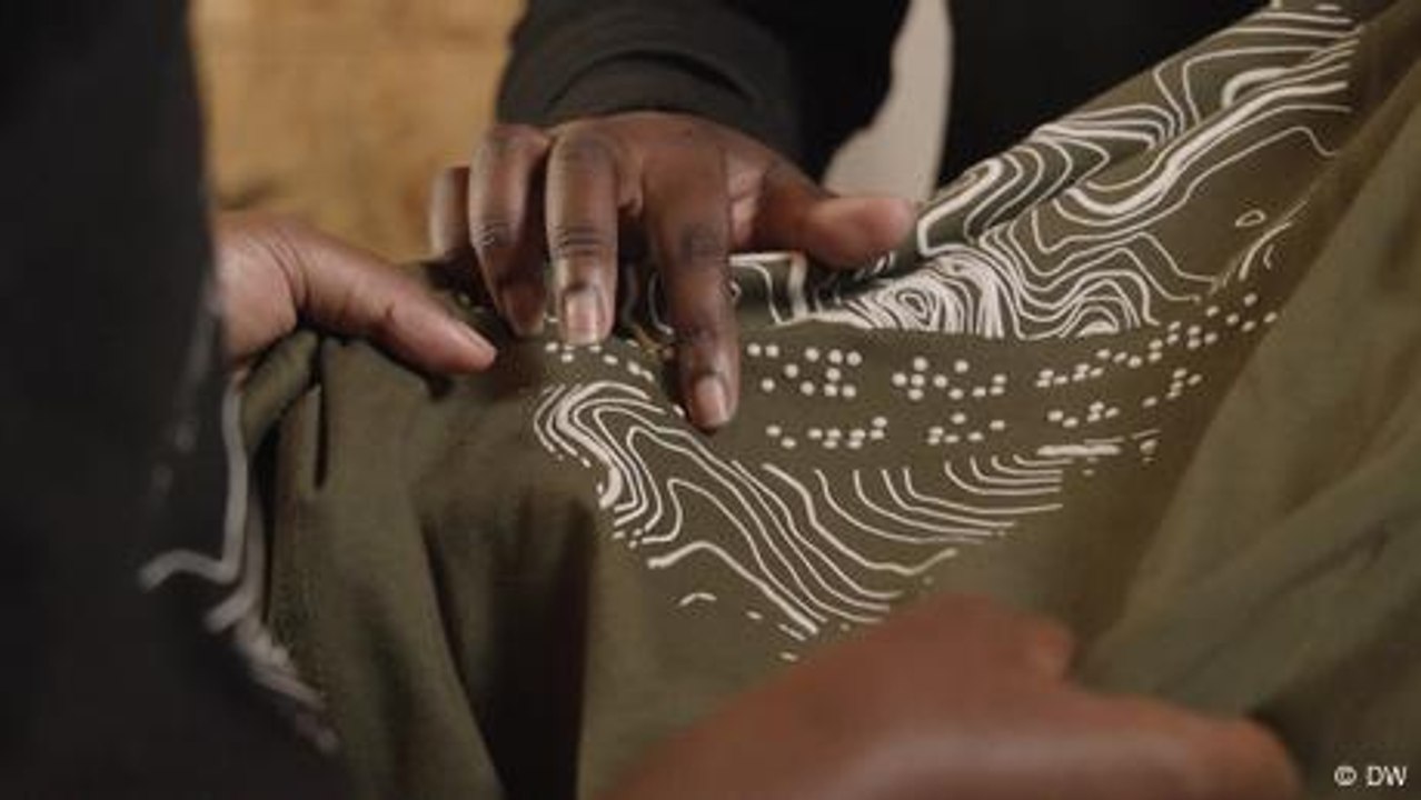 Fashion for the visually impaired