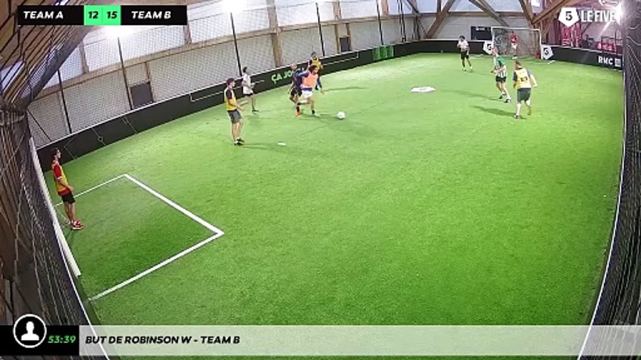 But de Robinson W - Team B
