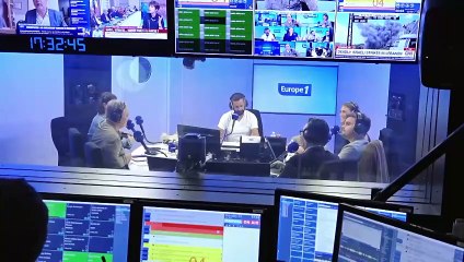 Cyril Hanouna - Que s’est-il dit lors des passations et du conseil des ministres ?