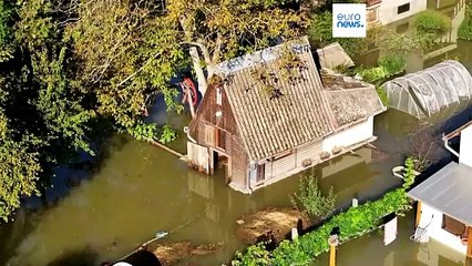 Inondazioni: "L'aria può assorbire fino al 20% in più di vapore acqueo ed è il disastro"