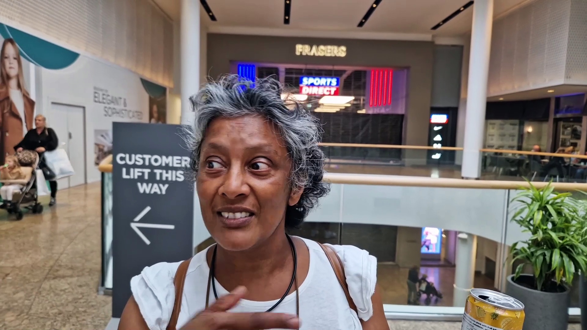 Meadowhall: Debenhams on The Moor 