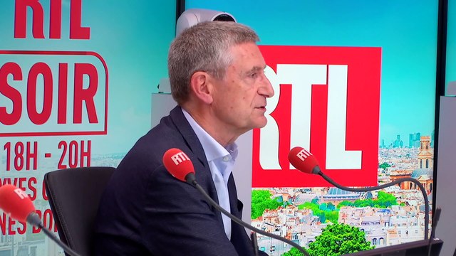 GOUVERNEMENT - Frédéric Péchenard (LR) est l'invité de Yves Calvi