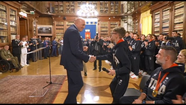 Crosetto incontra gli atleti olimpici e paralimpici della Difesa