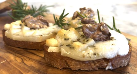 Canapés de 3 quesos y nueces - Cocina Fácil