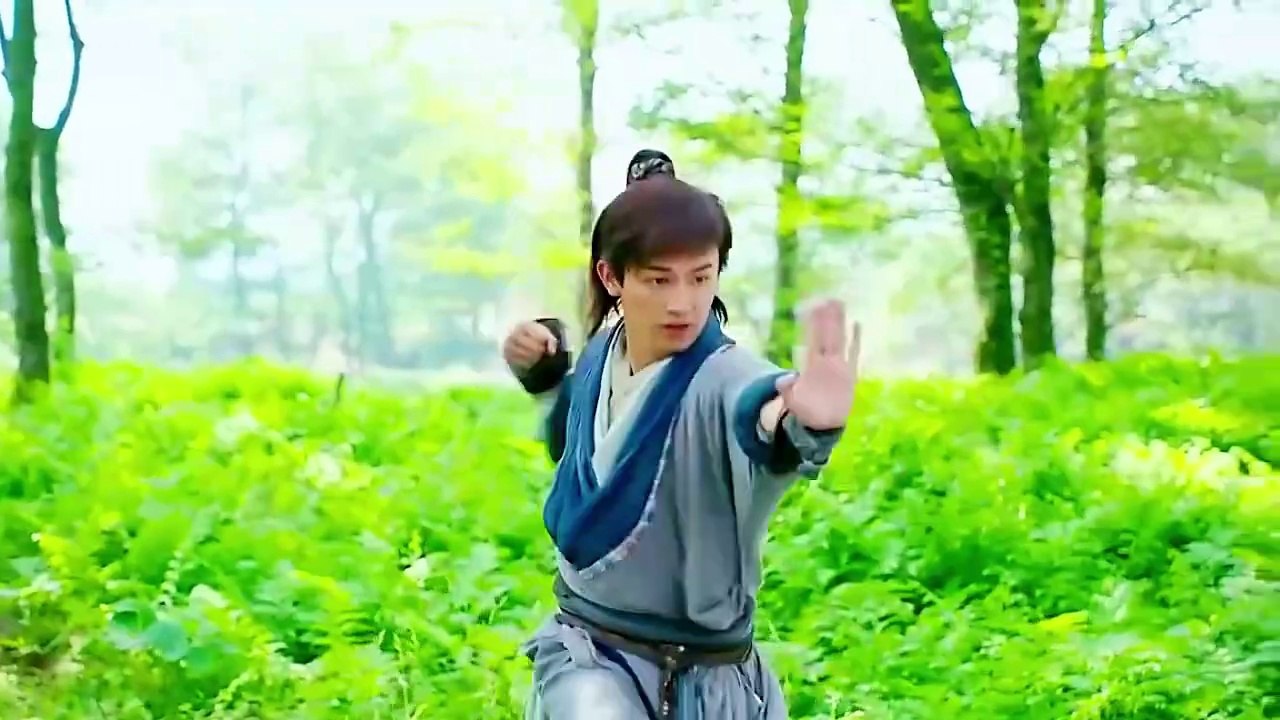 The Legend of the Condor Heroes EP12: Guo Jing practices a fist technique from his Fourth Master