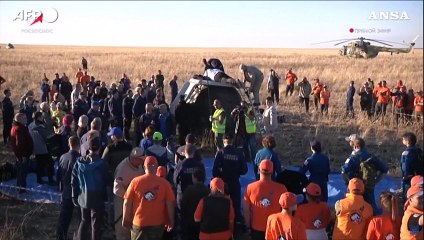 Soyuz atterra in Kazakistan dopo una permanenza record sulla ISS