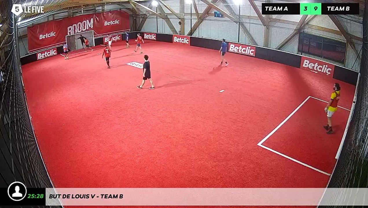 But de Louis V - Team B