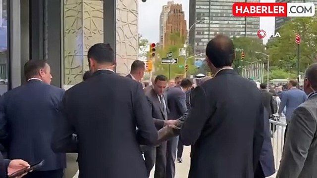 Cumhurbaşkanı Erdoğan, Birleşmiş Milletler 79'uncu Genel Kurulu kapsamında Kuveyt Veliaht Prensi Şeyh Sabah Khaled al Hamad al Sabah ile Türkevi'nde...