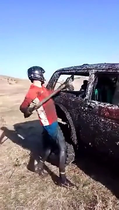 Un travail d'équipe exceptionnel lors de cette incroyable course de 4x4 !