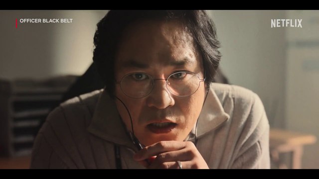 Officer Black Belt Kim Woo-bin follows the ankle tag signal | Netflix [ENG SUB]