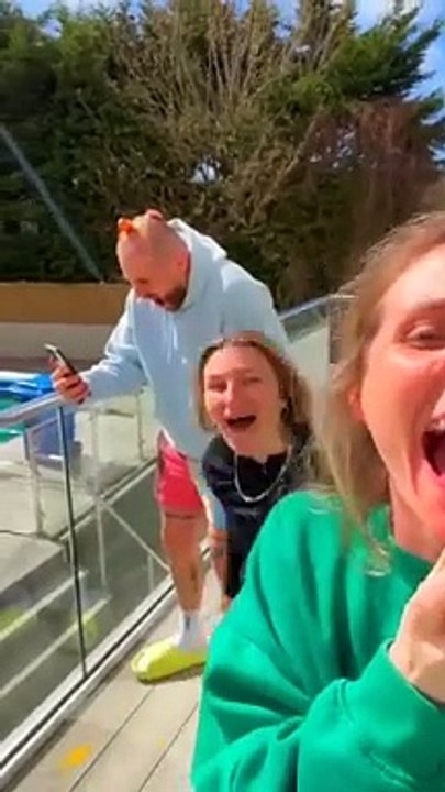 BEING_BALD_IS_FUN___#kristenhanby_#hanbygang_#woodyandkleiny__#brentrivera_#hahahaha_#pranks_#kristenhanbyextra_#funnymemes_#funny_#jacksono
