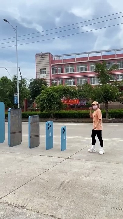 Giant Iphone 14 pro max  3d Special effects  3d animation  future technology imagination