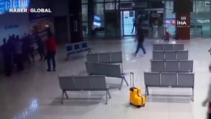 Belediye başkanı ve oğlundan husumetlilerine meydan dayağı