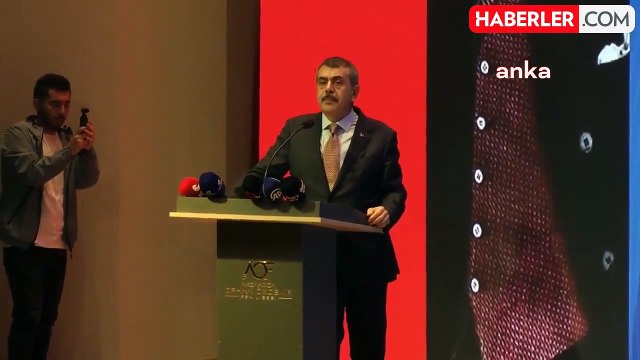 Milli Eğitim Bakanı Tekin, Müfredat Değişikliklerini Duyurdu