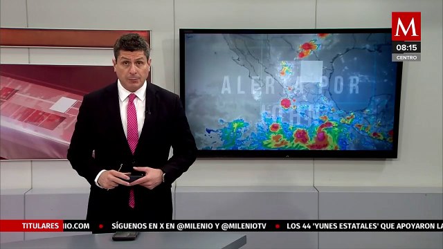 Cierran la autopista Barranca Larga-Ventanilla por deslaves tras el paso de 'John' en Oaxaca