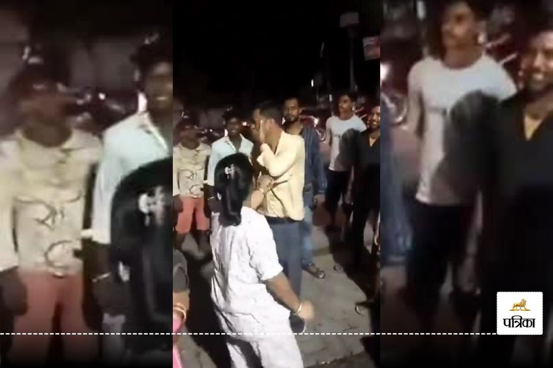 छेड़खानी कर रहे युवक को महिलाओं ने सिखाया सबक,...