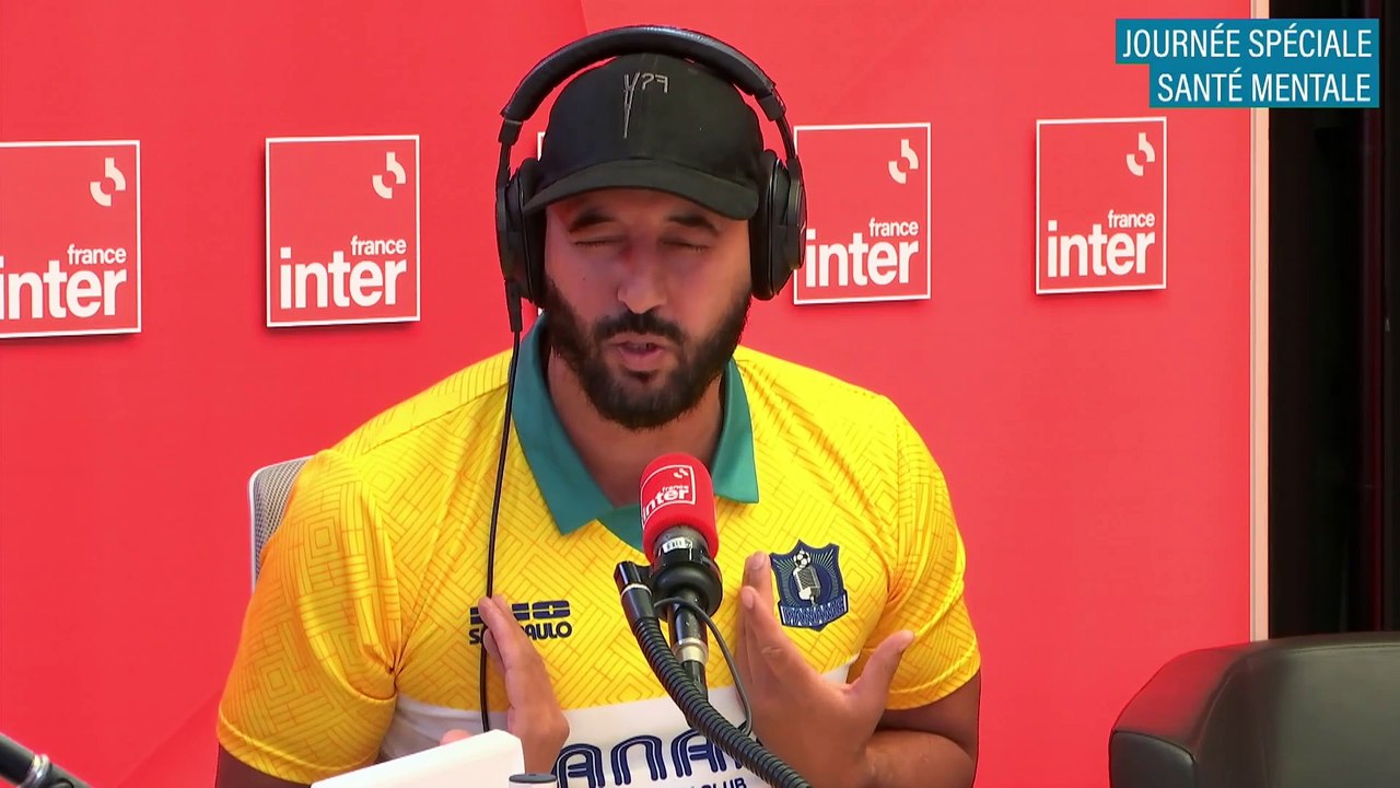 Ahmed stalke le gouvernement - La chronique d'Ahmed Sparrow