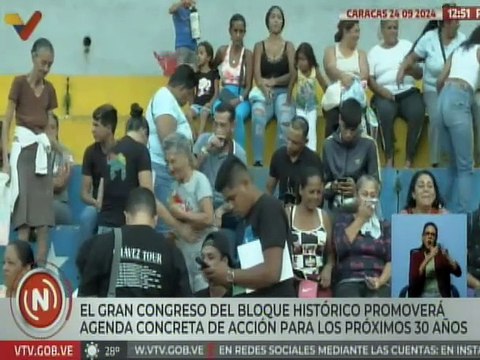 Caracas | Comuneros de Santa Rosalía participan en asamblea rumbo al Congreso del Bloque Histórico