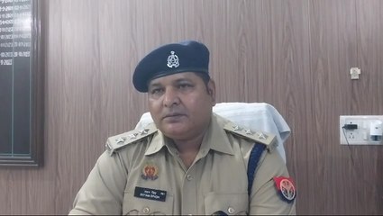 जूस में थूककर पिला रहा था