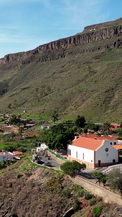 Sunlit rural community