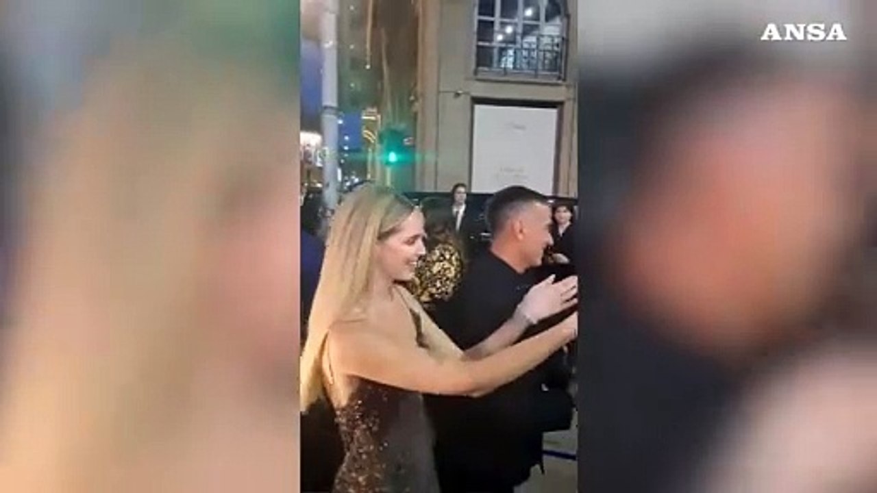 Milano, Chiara Ferragni arriva ai Sustainable Fashion Awards