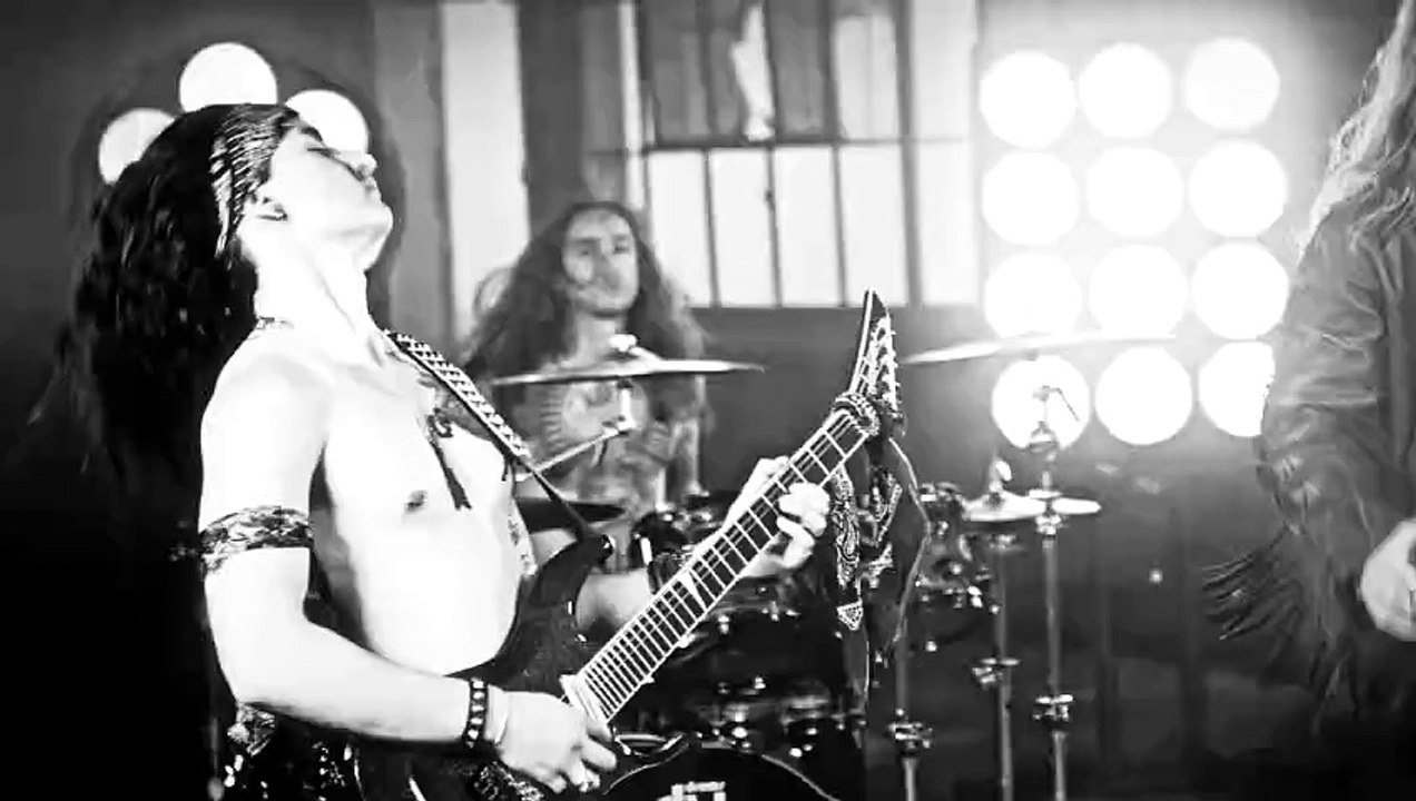 WINGS OF STEEL  (OFFICIAL MUSIC VIDEO)