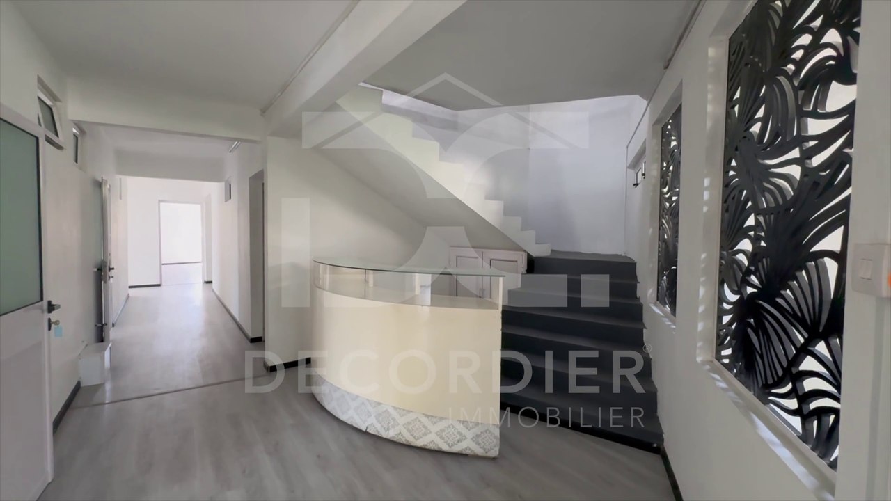 DECORDIER immobilier Mauritius MA7-1360 - Bureaux à louer - Grand Baie
