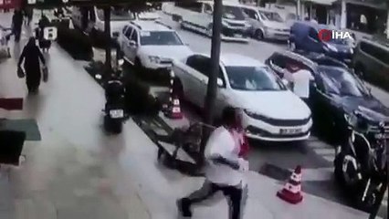 Duyguları böyle sömürüyorlar! Dilencinin numarası pes dedirtti!