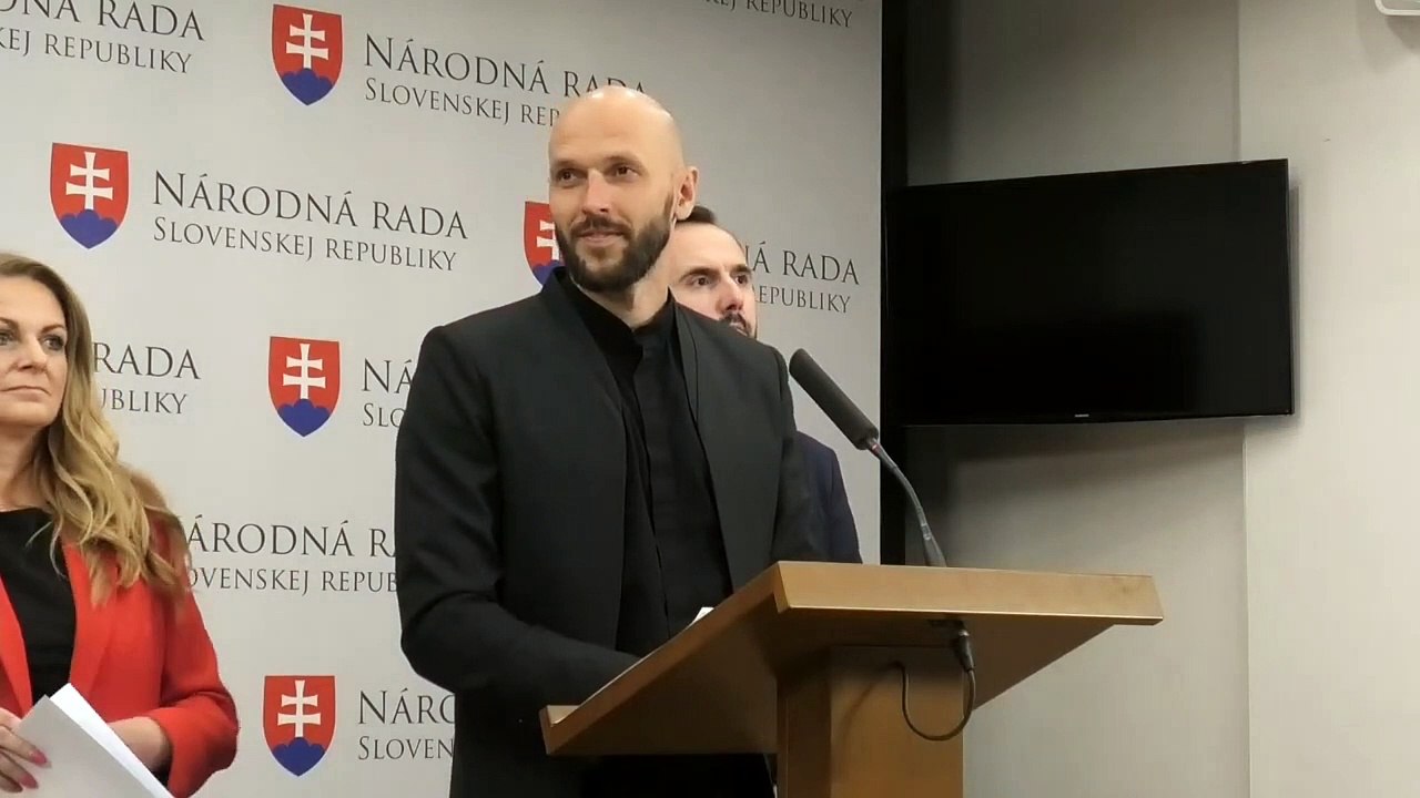ZÁZNAM: PS: Najhorším konsolidačným opatrením je daň z finančných transakcií
