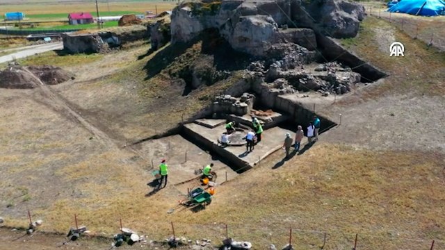 Pulur Höyük kazılarında 7 bin yıllık yaşam izi gün yüzüne çıktı