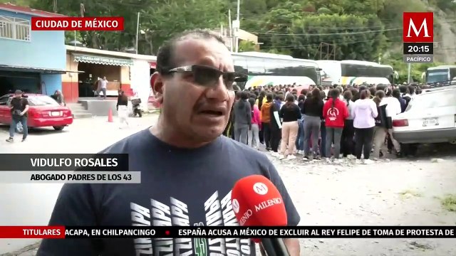 Manifestantes normalistas lanzan petardos al Senado. Elisa Alanís, 24 de septiembre 2024