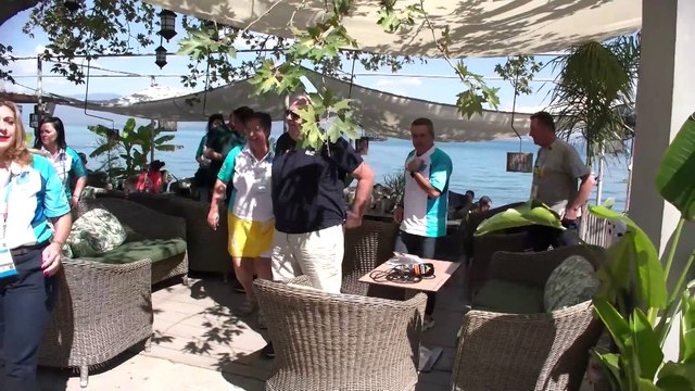 Συνάντηση των διαιτητών beach volley των Ολυμπιακών αγώνων του 2004 στα Καμένα Βούρλα