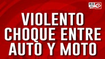 Violento choque entre auto y moto: hay un policía herido