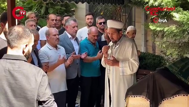 Dilan Polat ve Engin Polat çifti, fenomen Kübra Aykut’u son yolculuğuna uğurladı