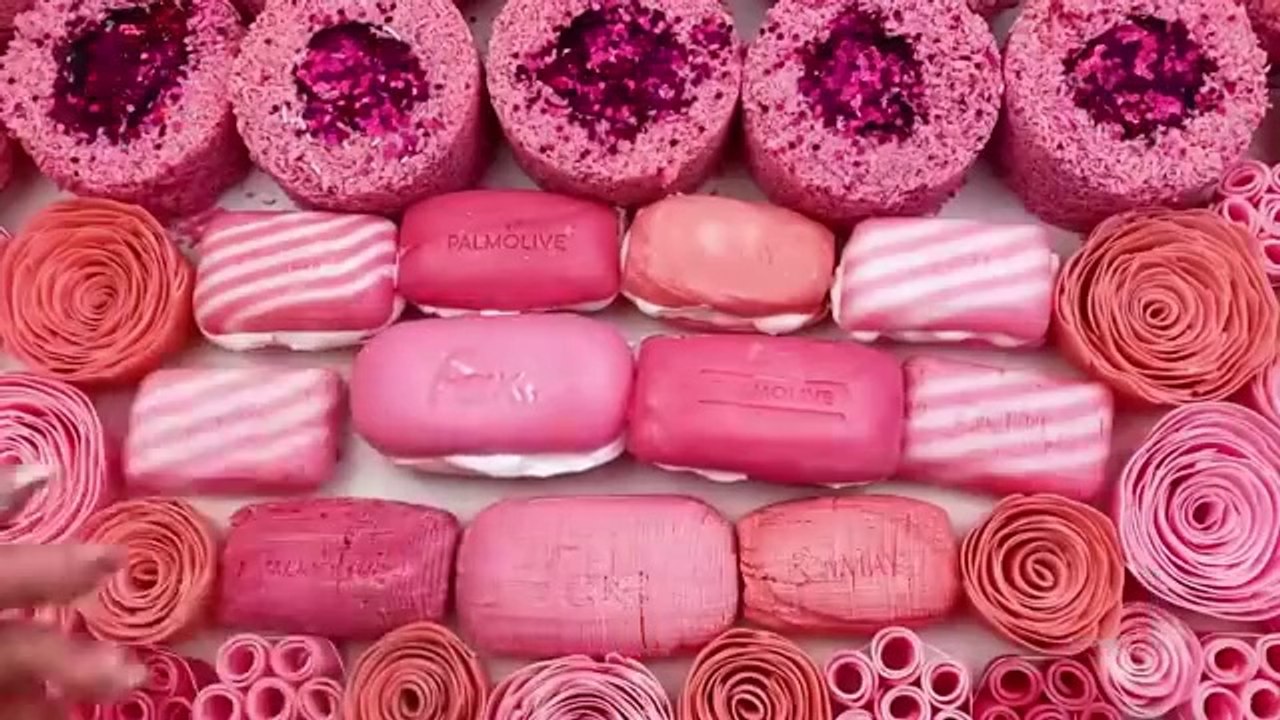 ASMR Soap with foam and glitter Crushing crunchy Cutting soap cubes