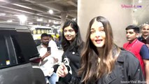 Aishwarya Rai Bachchan and Daughter Aaradhya Snapped at Airport, No Wedding Ring in Sight? | Video