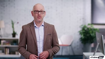 How does a thorough understanding of data contribute to the effectiveness of a robust financial model?