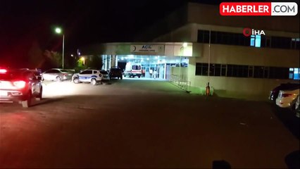 Bingöl'de Minibüs Şarampole Devrildi: 13 Yaralı