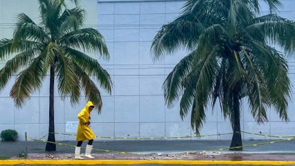 Cancún vive tormentas por el huracán 'Helene'