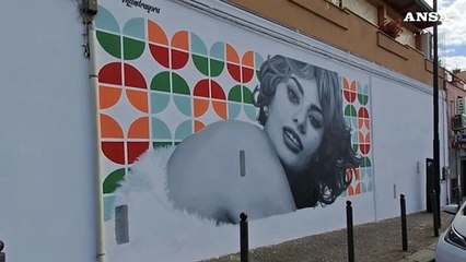 Murale a Pozzuoli per i 90 anni di Sophia Loren