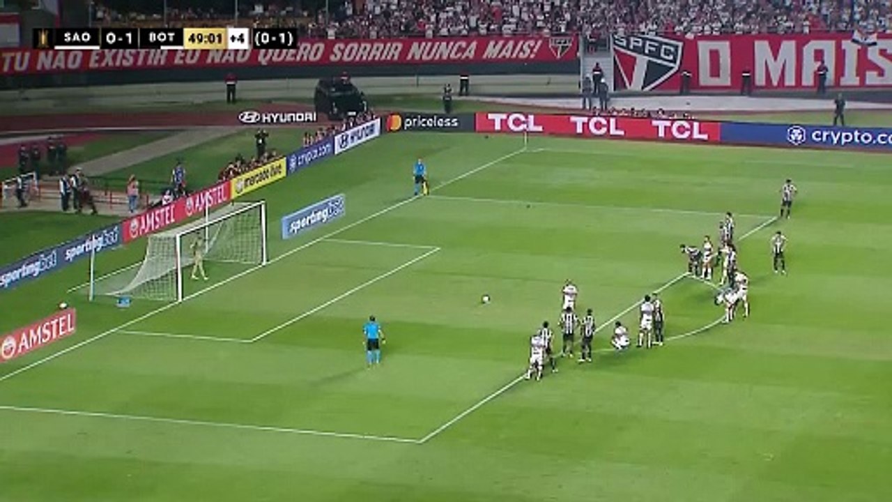 penal fallado por Lucas Moura en Sao Paulo Botafogo.mp4
