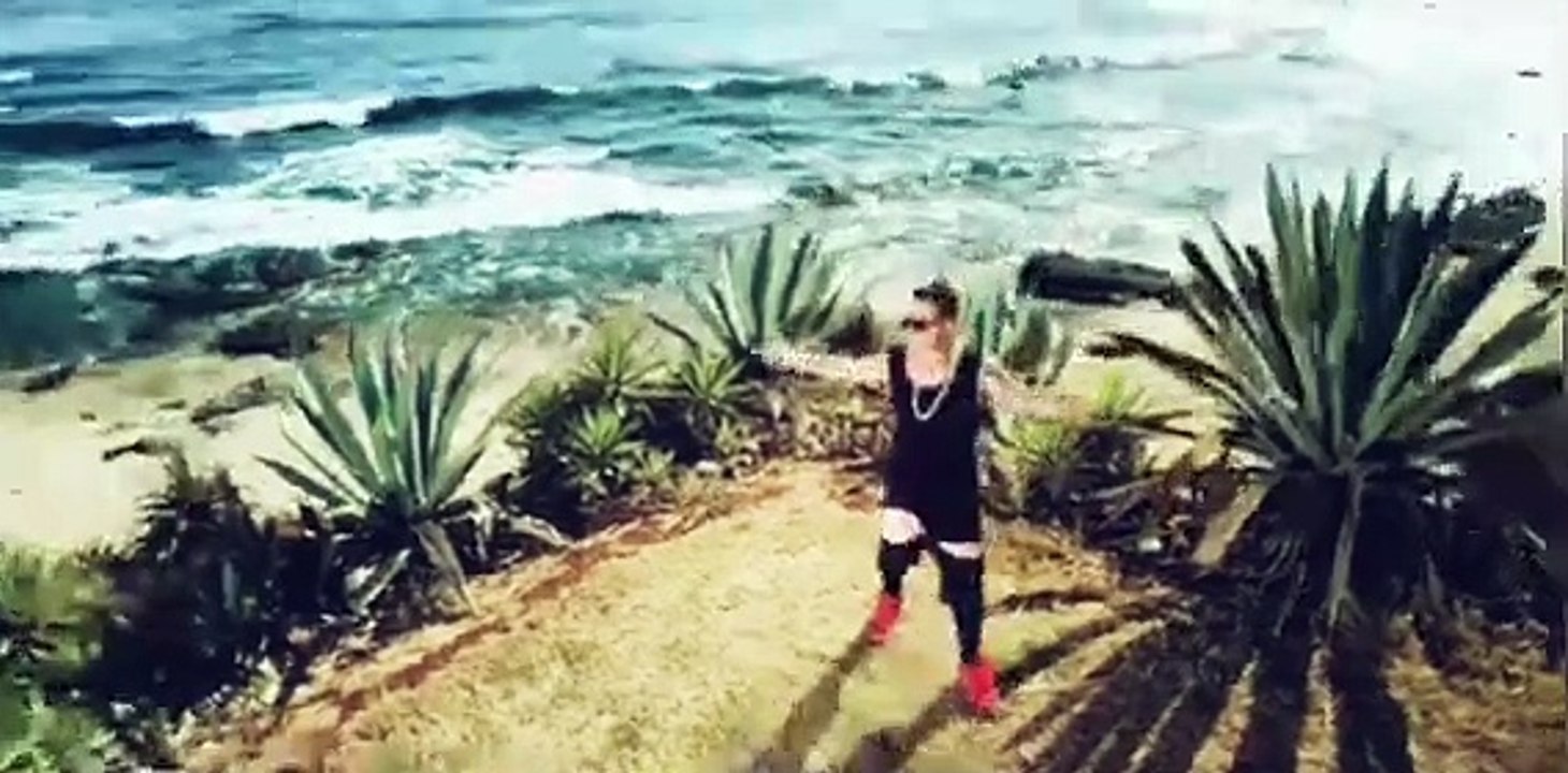 Dance & Sexy Song "Coka Cola".