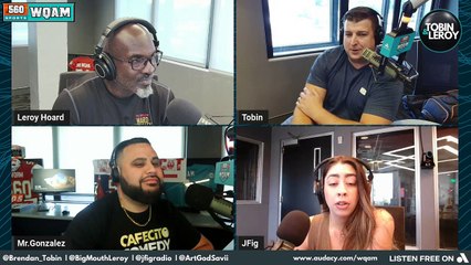 Jaime Foxx has to cut the live stream off with Jerry Jones due to inappropriate comment