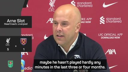 'Very good to see' - Slot pleased with Chiesa's first Liverpool start