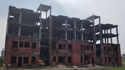 मुख्यमंत्री जनआवास: निर्माण की धीमी चाल से अवधि पूरी होने के 3 वर्ष बाद भी अधूरे