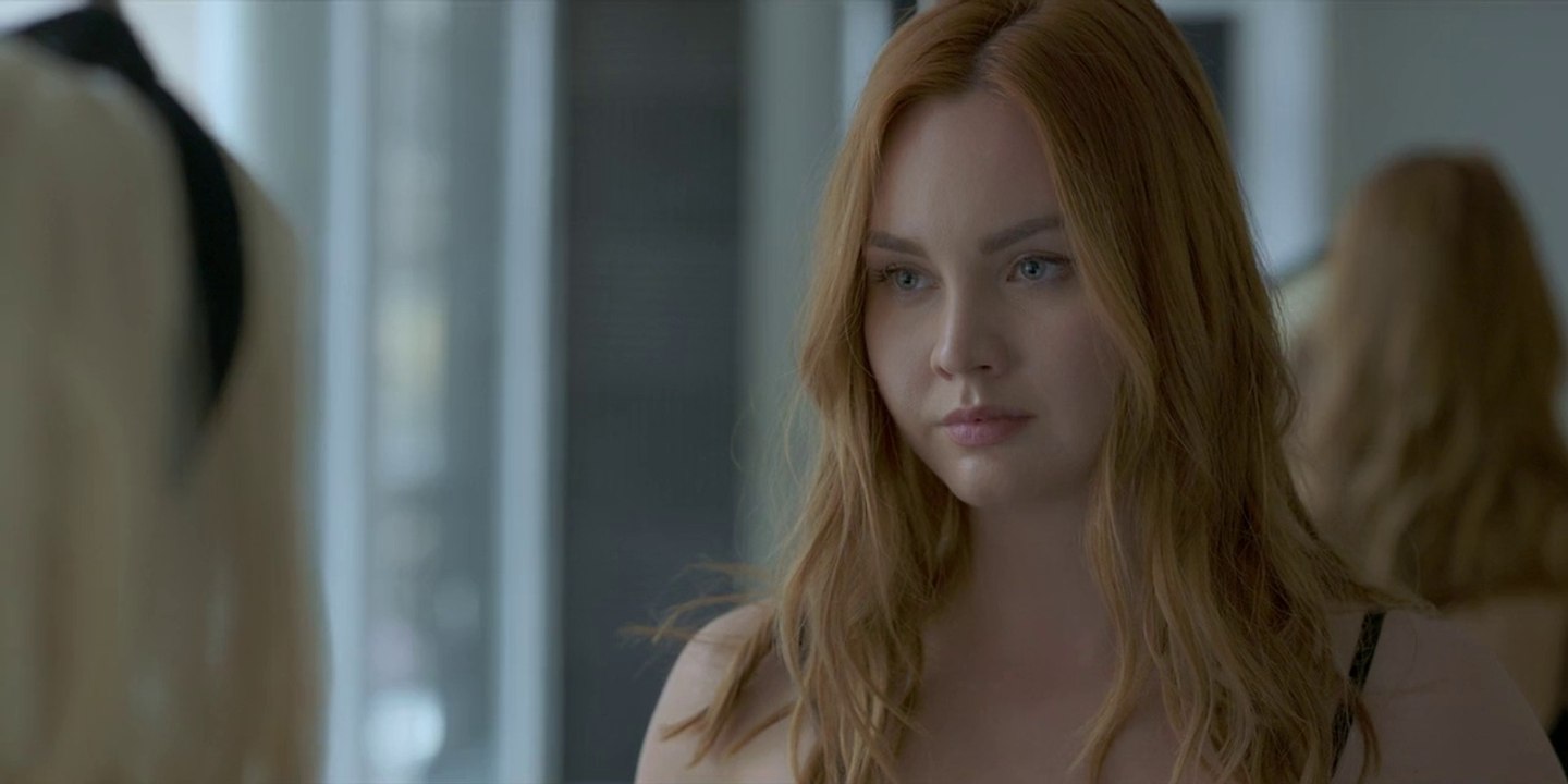 A recently Beautiful woman follows her ex-boyfriend to his new home, where she insinuates herself into his new relationship HD ( Drama, Thriller )
