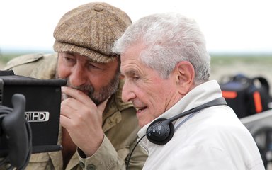 Claude Lelouch sul set di "Finalement”: musica e immagini dal backstage del film