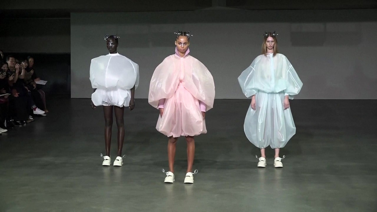 Die Kunst der Luft: Die unglaubliche aufblasbare Kleidung von Anrealage