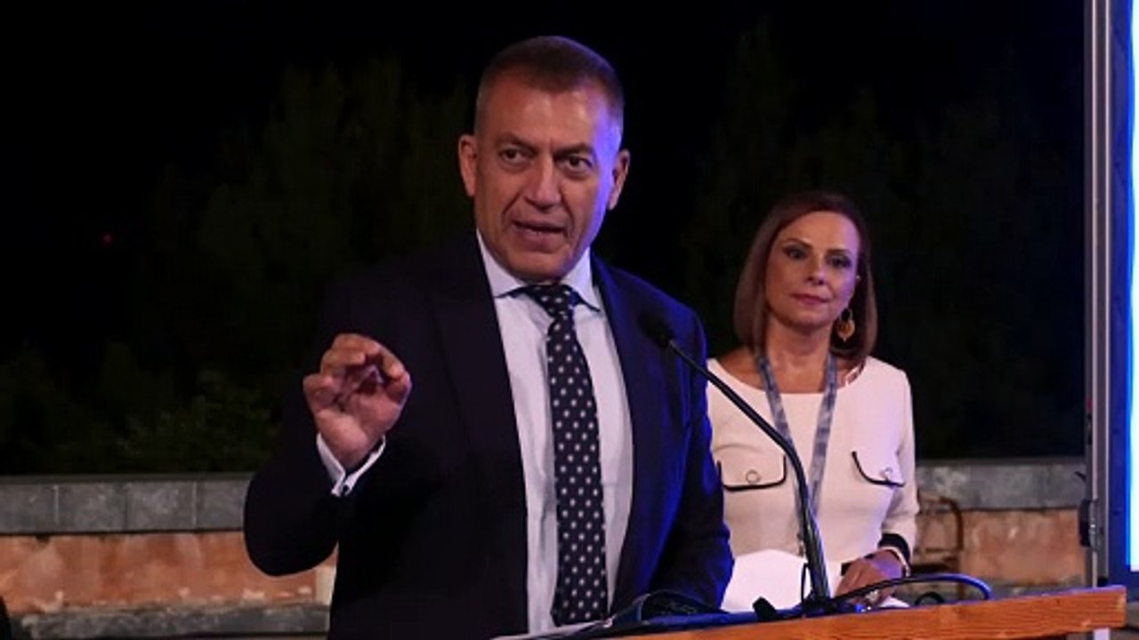 Βρούτσης: "Ευχή μου να παραμείνει στη Λαμία και...